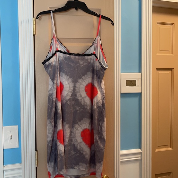 Shein Curve Heart Dress - Picture 2 of 9